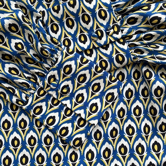 Cupcakes and Cashmere Peacock Feather Print - Picture 5 of 7